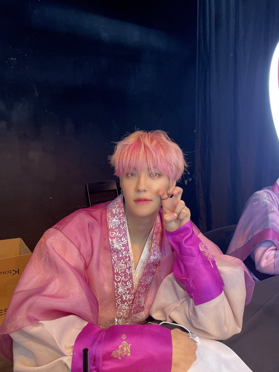TheKingDom_GF's tweet photo. [LOUIS👑]

행복했다❤️

#KINGDOM #킹덤 #LOUIS #루이 https://t.co/PAoWkEWY1C