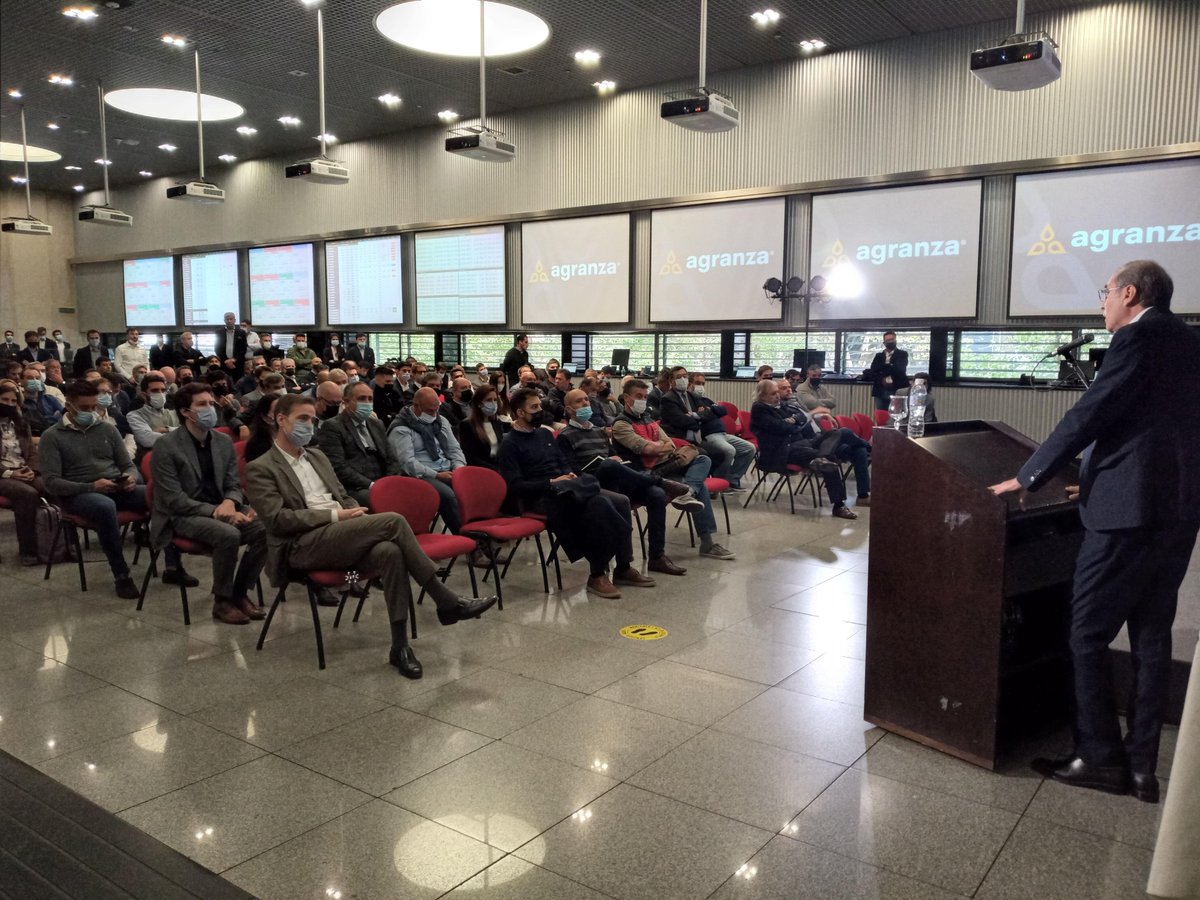 BCRmercados's tweet photo. 📲 Pre lanzamos #𝗔𝗴𝗿𝗮𝗻𝘇𝗮, un canal de negociación completamente digital para el Mercado Físico de Granos de Rosario.
Fruto de un trabajo interdisciplinario #ServiciosDigitales #Aplicativos #DIyEE @DHBIOLATTO @brianpentorari @EmiTerre @DSigaudo
📌https://t.co/KjiNayzPNk https://t.co/HV6310xFvw