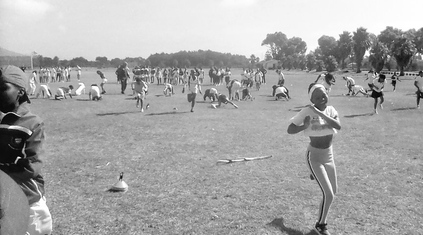 imbokodosani's tweet photo. Our Week in Cricket.
These images are from Day 1 of the U13 Girls Festival which took place in #VictoriaCC on Wednesday https://t.co/6Vyg3FAZDd