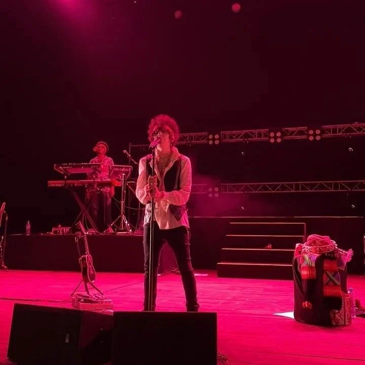 LPFanMexico's tweet photo. @iamlp in Perú 
#LPFanMéxicoOficial 
#LPChurchesTour
#LPenMéxico 
@dani_camagofer https://t.co/9jD5XIMwam