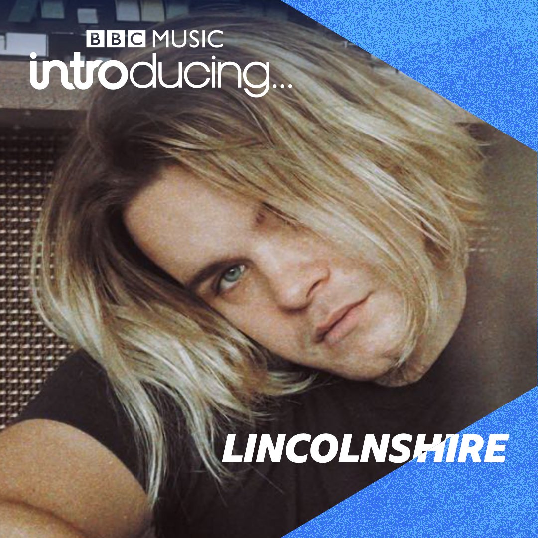 BBCRadioLincs's tweet photo. Join @hannaahfletcher for @bbcintroducing in Lincolnshire:
🎵 #PictureTheScene in session
🎤 @bensimmonsmusic on his new single
🎸 #FutureTheory on their tour
🎶 New music from @PylonsBand @FESocietyband @Jimmyharvey_
🎧 https://t.co/NMu2uw3wJO https://t.co/Ou4nSo2TB5