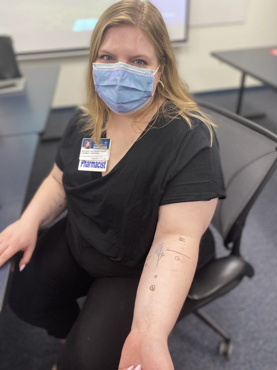 CRMHRxResidency's tweet photo. Practice makes perfect! 

Our ID Team hosted a training session yesterday on proper Penicillin Skin Testing technique for the evaluation of patients with suspected penicillin allergies! They were also able to debunk one of our ID PGY2s penicillin allergy. https://t.co/UbuF2M06iu