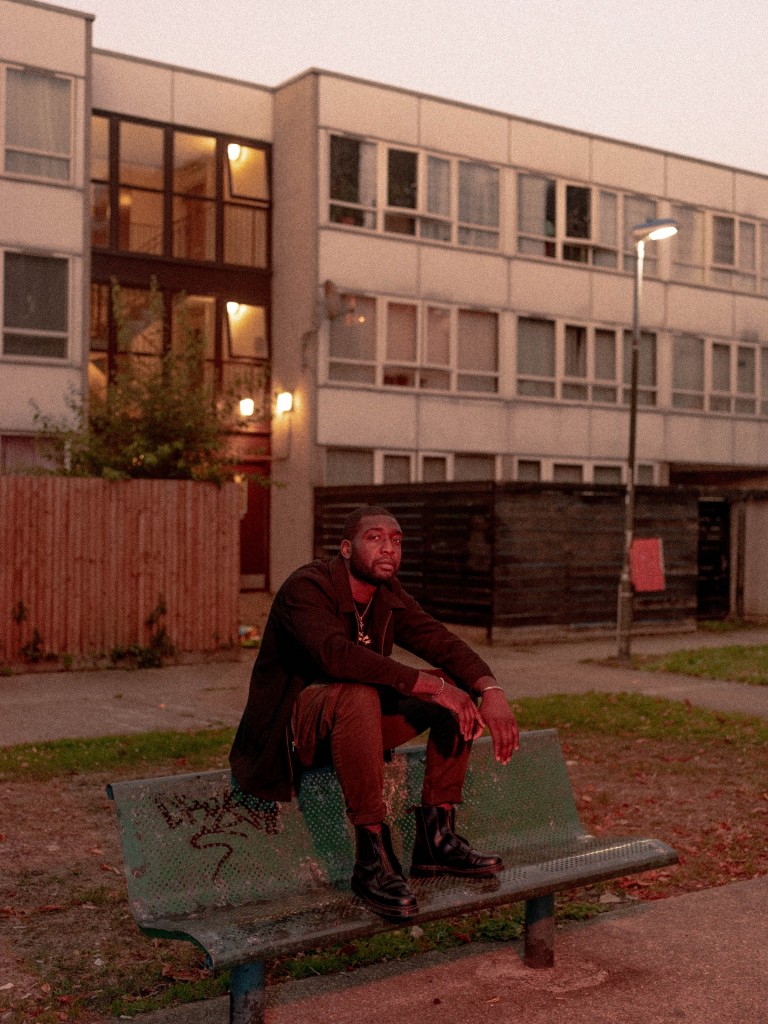 Noctis Magazine (@noctismag) on Twitter photo Multi-layered artist <a href="/shadeztm/">SHADEZ THE MISFIT</a> dedicates his newest single, 'SOUTH-SIDE SOLACE,' to 'the perfect blend of chaos and peace' that is South London. noctismag.com/music/shadez-t…
🖊️ <a href="/carolinakrampl/">Karolina Kramplova</a> #NewMusicFriday Multi-layered artist <a href="/shadeztm/">SHADEZ THE MISFIT</a> dedicates his newest single, 'SOUTH-SIDE SOLACE,' to 'the perfect blend of chaos and peace' that is South London. noctismag.com/music/shadez-t…
🖊️ <a href="/carolinakrampl/">Karolina Kramplova</a> #NewMusicFriday