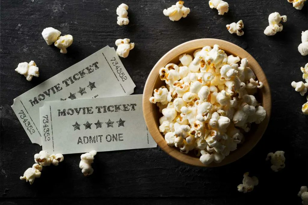 Good bye AMC, you will get a sugar high (short term jolt to box office), but that is a train light not the end of the tunnel! buff.ly/3pNFhT0