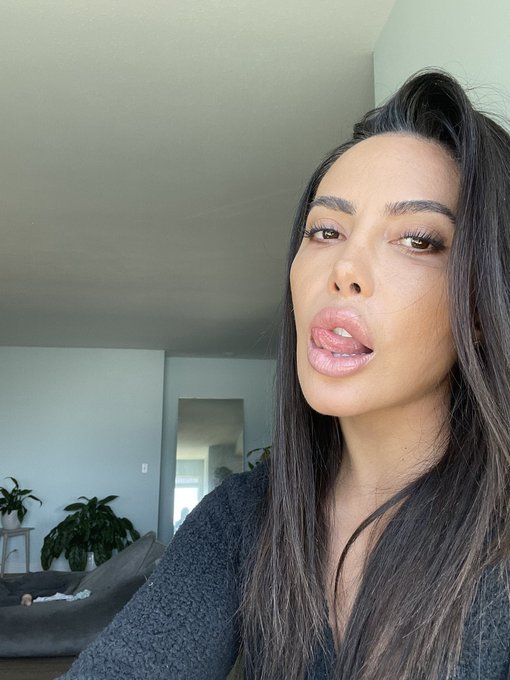 Go follow my main account @LelaStarTM https://t.co/4t95Yk3Tlr<a class="tags" href="/tag/lelastartm">@lelastartm</a><a href="/tag/newprofilepic"class="tags"><span>#newprofilepic</span></a>