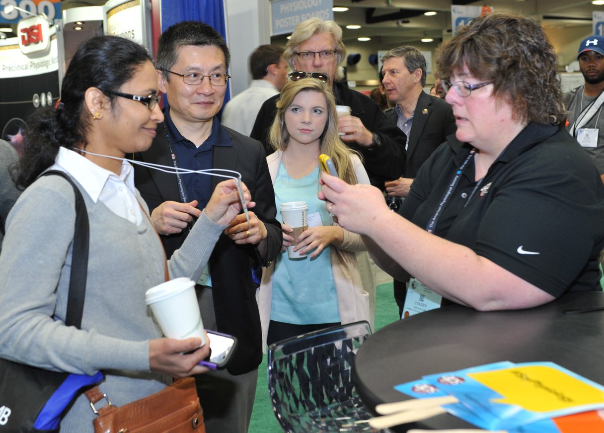 APSPhysiology's tweet photo. We want to see your #ExpBioThrowback photos from previous years. Some will displayed online during the meeting! Learn more: https://t.co/TrysWmRIqt.
Pictured: APS staff and attendees at the exhibit booth, EB 2016, San Diego #APSatEB https://t.co/d9AnC6Fl60