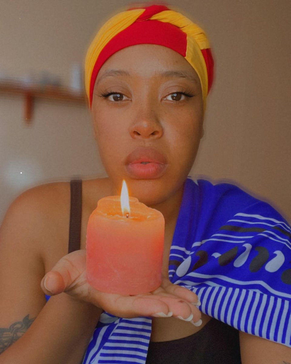 _Aquatic's tweet photo. Makukhanye. KubeChosi. Kubemhlophe. Kwande. Kulunge. Kuvuleke. KubeMerry.

May the light that shines in my life create sparkles in your life until your own light can penetrate through the darkness. May the mercies upon my own life be the ship that will help you sail through the.. https://t.co/MgsvRirpuB