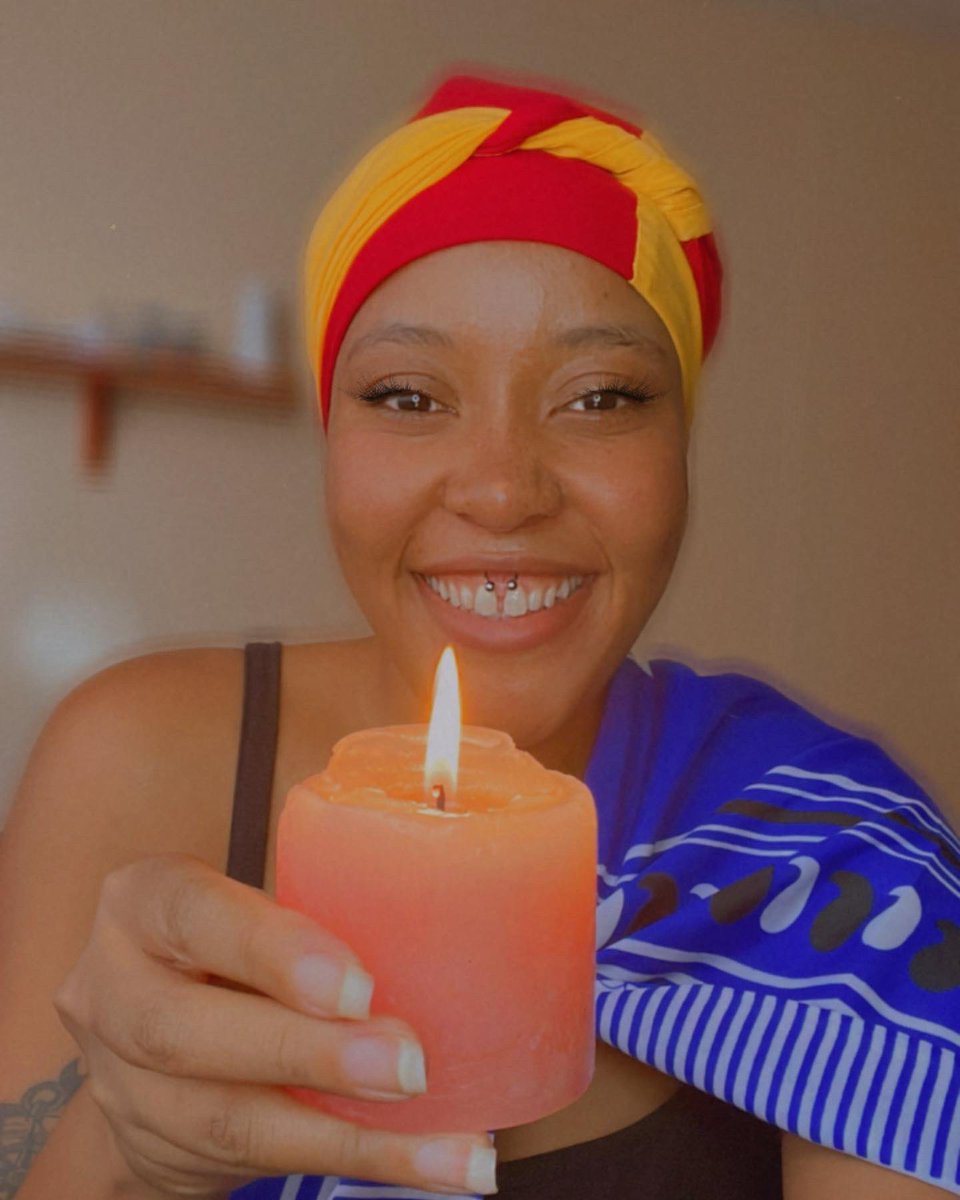 _Aquatic's tweet photo. Makukhanye. KubeChosi. Kubemhlophe. Kwande. Kulunge. Kuvuleke. KubeMerry.

May the light that shines in my life create sparkles in your life until your own light can penetrate through the darkness. May the mercies upon my own life be the ship that will help you sail through the.. https://t.co/MgsvRirpuB