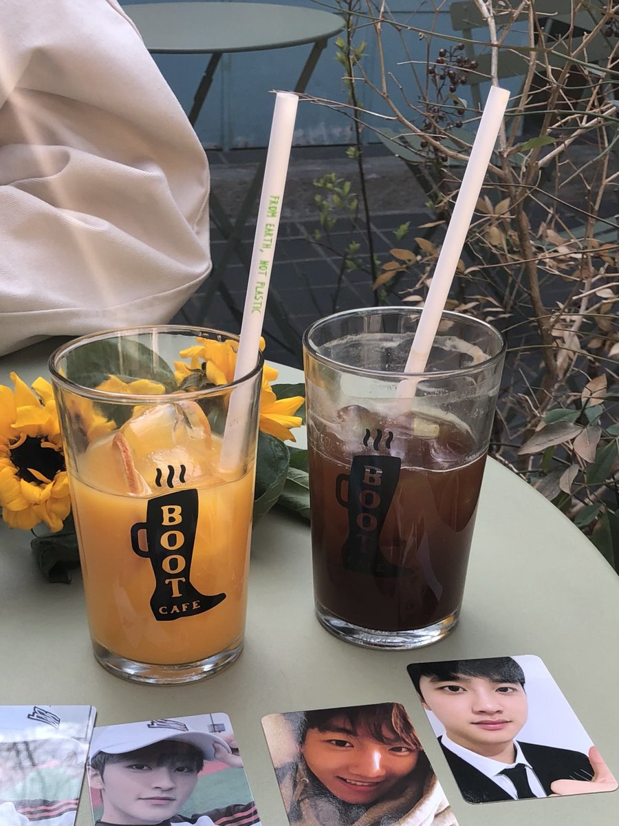 나 tweet media