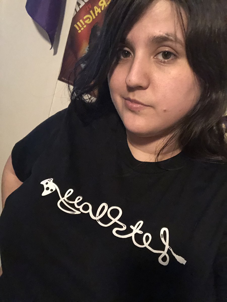StormiestSky's tweet photo. Happy anniversary to @RoosterTeeth!! Everything you guys do is amazing and I’m proud to be a fan. Also major shout out to @TheRTStore for these two amazing @AchievementHunt throwback shirts!!! Might wanna check out the RTStore my friends 👀👀👀 #RT19 https://t.co/r1I1h2hvNy