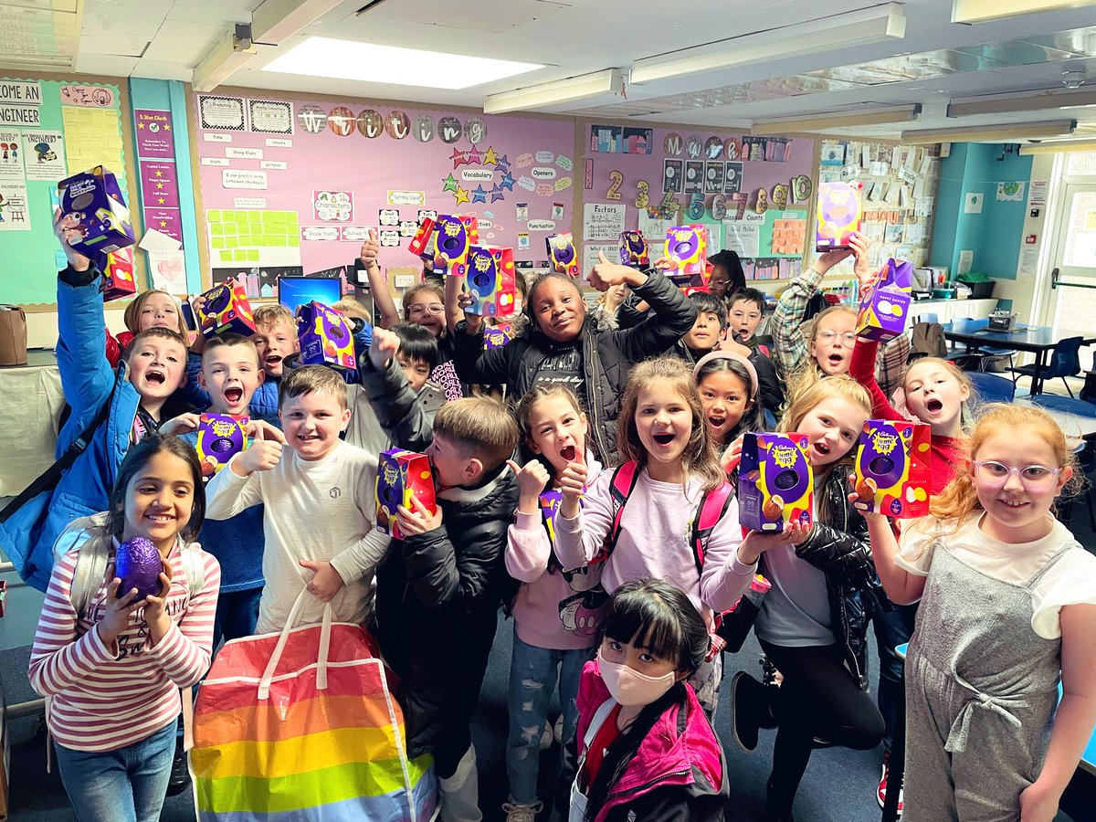 MissM_4a's tweet photo. We had our own Easter bunny visit us today in P4 🐰 
Thanks so much to ‘J’, who showed such kindness by gifting everyone their own Easter egg. There were smiles all round ☺️ 
What a wonderful act of kindness 💕 
Happy Easter, hope you all have a lovely holiday 🐣 @StTimothysG41 https://t.co/SGcUvcCOq6