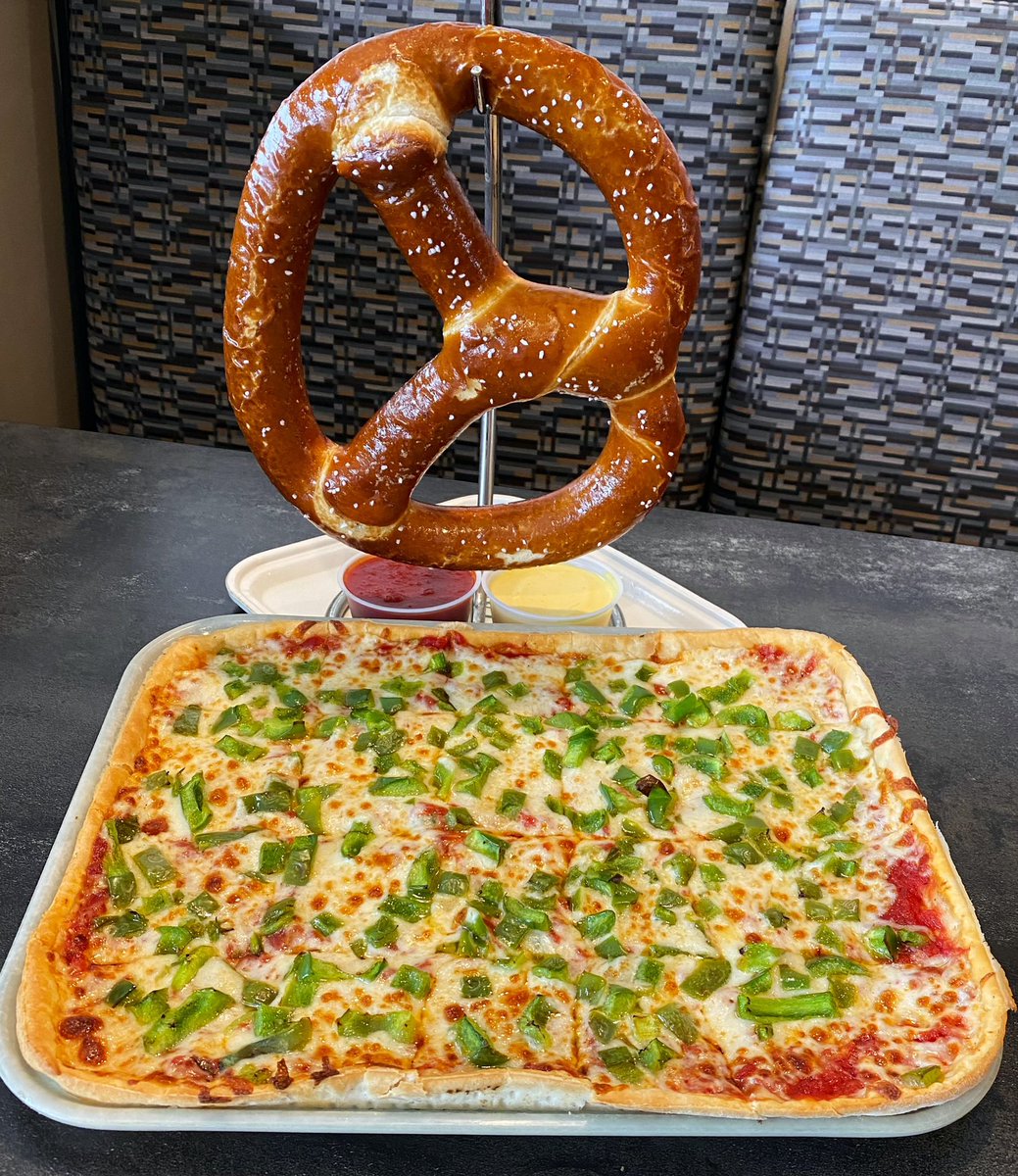 Ledo Pizza tweet media