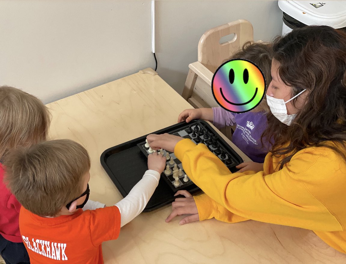 prenurserybisc's tweet image. The #darlingducklings started their Friday morning by playing a game of chess! We love learning new games! #bisclp #bisclincolnpark #nordangliaeducation #internationalschool @BISCLincolnPark @NAEducation