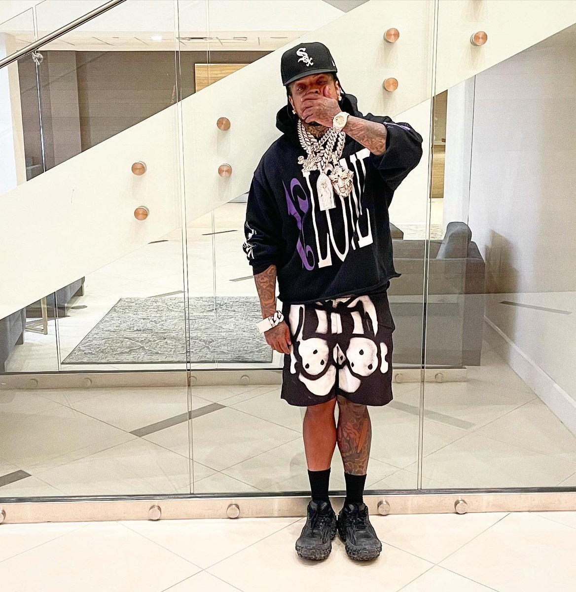 Big bag vibes 💰💸 x WALEMANIA #CULTURE