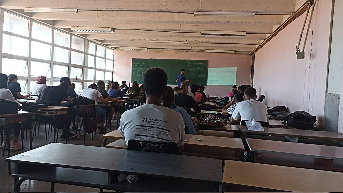 Alumnos ayudantes de la Facultad <a href="/CivilCujae/">Facultad de Ingeniería Civil CUJAE</a> de <a href="/AlmaCujae/">Alma Cujae</a> contribuyen en el proceso docente!  #VamosConTodo <a href="/AloCujae/">Alejandro López Llanusa</a>  <a href="/AndresCarvaE/">Andres Carvajal</a> <a href="/DanhizDP/">Danhiz Díaz Pereira</a>