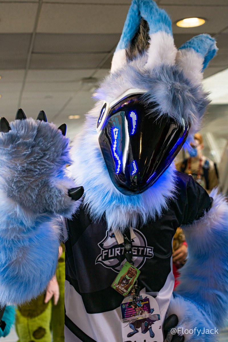 Blake~ (@protoblake) on Twitter photo Hello !!! 👋
Happy #FursuitFriday everyone !
Hope you all had a nice week !
Any good plans for the weekend?
📸: <a href="/FloofyJack/">Jack</a> at <a href="/FurnalEquinox/">Furnal Equinox</a>
✂️: <a href="/8cellStudios/">8Cell Studios</a> Hello !!! 👋
Happy #FursuitFriday everyone !
Hope you all had a nice week !
Any good plans for the weekend?
📸: <a href="/FloofyJack/">Jack</a> at <a href="/FurnalEquinox/">Furnal Equinox</a>
✂️: <a href="/8cellStudios/">8Cell Studios</a>