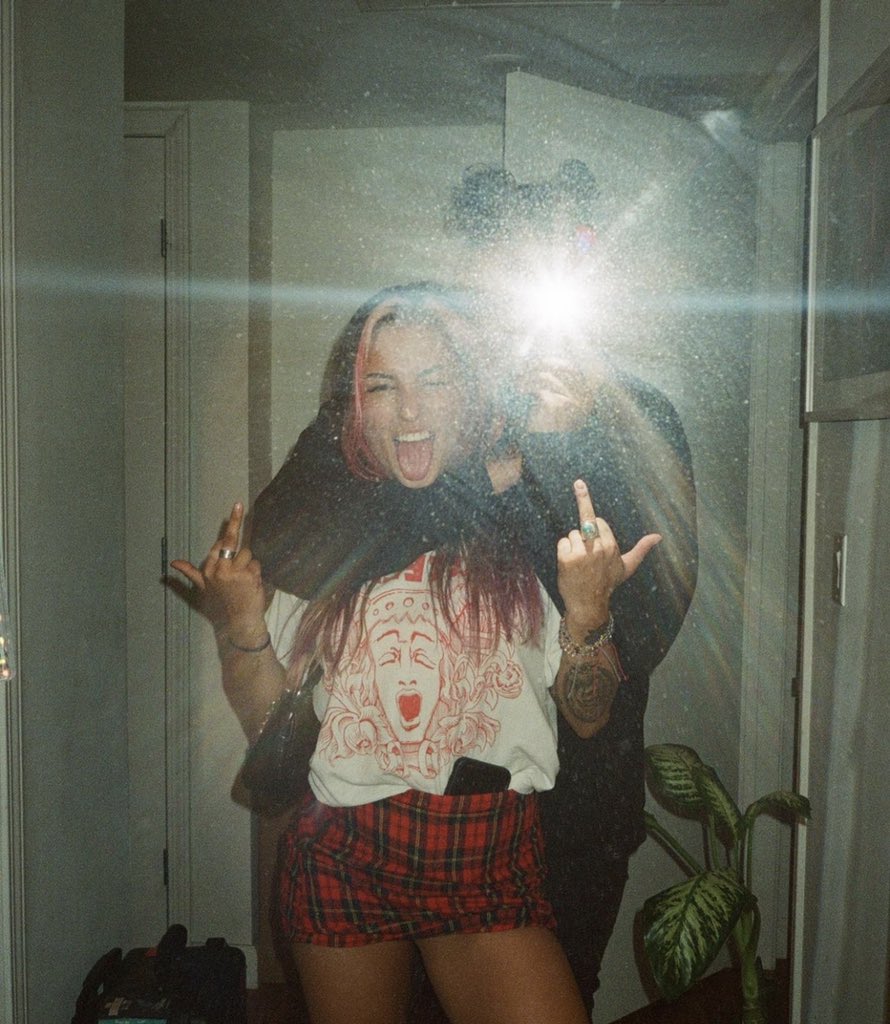 GIASW0RLD's tweet photo. u changed my life in the very best way. there’s no one on this earth i love more. not enough room in a tweet to thank u for all that u do, but just know you mean more to me than u’ll ever know. happy uriah day ❤️‍🔥 mirror selfie king, 4loko connoisseur, loml, best friend in the 🌎 https://t.co/GU7nEkdims