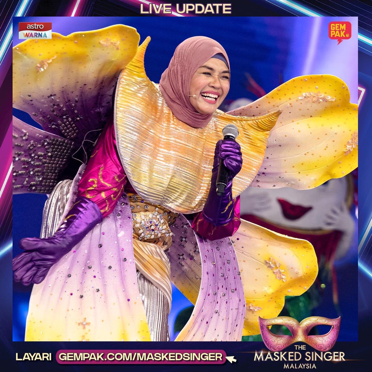 Astro_Gempak's tweet photo. #GempakLive: Ohsem betul Orkid! Tekaan korang betul tak? ๐ Hello Liza Hanim! ๐๐ป
Tonton video menarik persembahan di https://t.co/UFsYmMEXGT sekarang!
.
#TheMaskedSingerMalaysia
#SiapaDiSebalikTopeng
#TheMaskedSingerMY2
#TMSM2
#TMSM
#SelongkarKasiBongkar https://t.co/0zR9CgPQTB