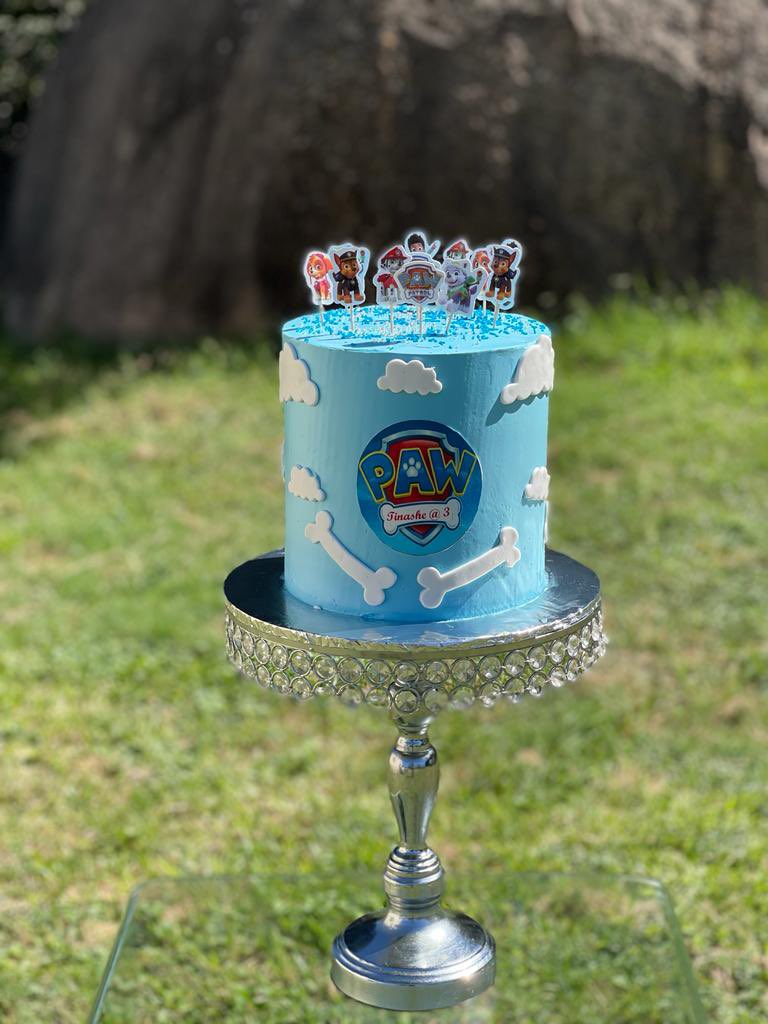 TastyZw's tweet photo. We loved making this blue PAW themed cake for Tinashe @3.
Place your order with us today on 0772611583 or 0788888222
#iamchefnoku #delighted2serveyou #premiumquality #cakedesign
#cakedecorating #cakeadventure #classycake https://t.co/3T5SumaW6f