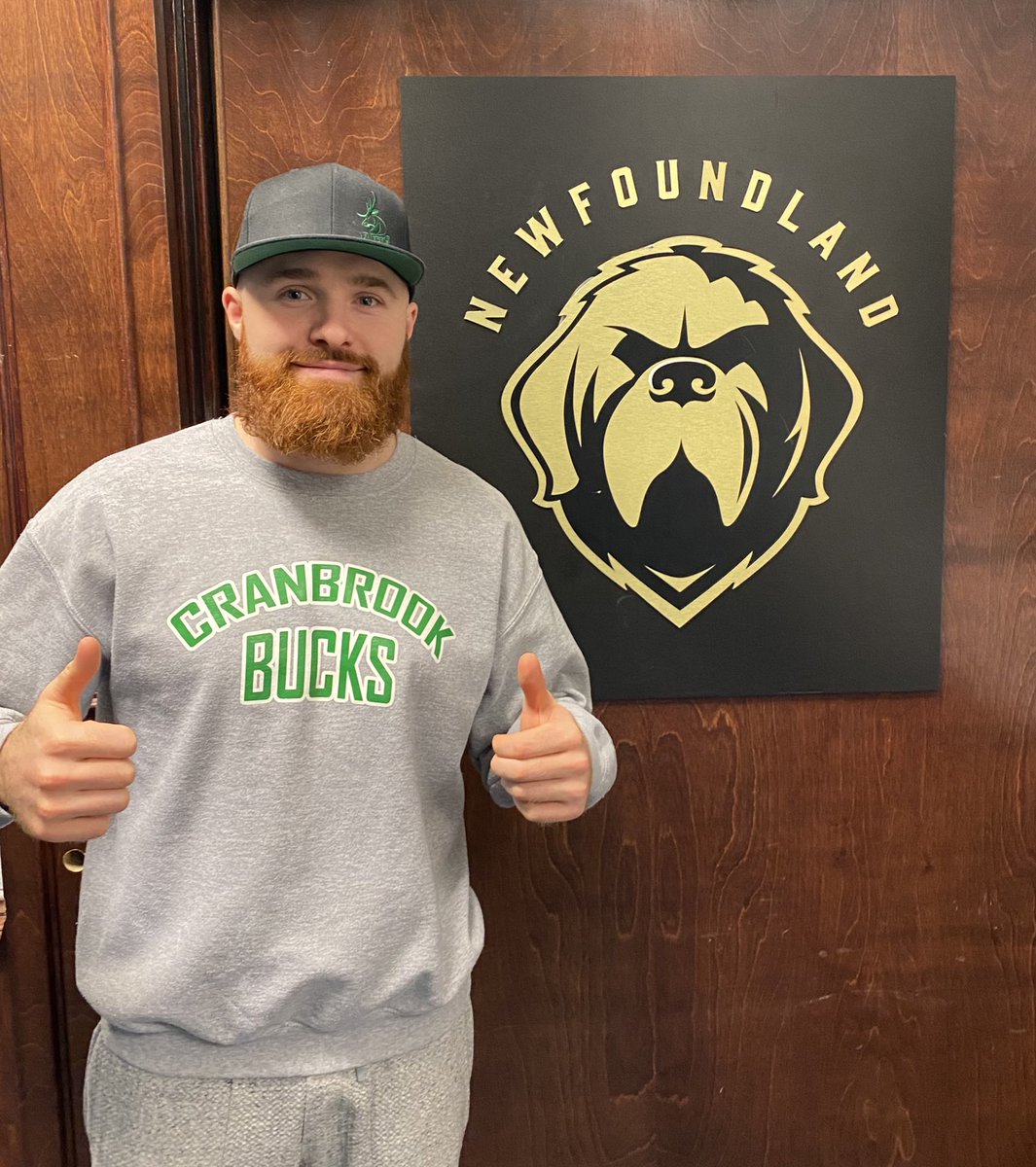 ToddSkirving's tweet photo. A former Vernon Viper and Prince George Spruce King player myself, but my heart is with the Bucks. The team I had the privilege to coach with. 

Good luck to the @CoachRKDonald and the @CranbrookBucks in the @BCHockeyLeague playoffs. 

🟢⚪️🟢 🦌 🟢⚪️🟢

#GoBCHL
#BCHL
#GoBucksGo https://t.co/ka0VC7mGBk