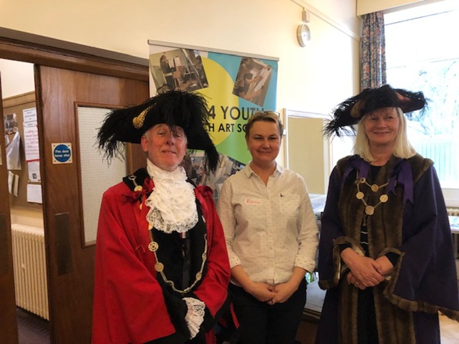 The Sheriff and I had the fantastic pleasure yesterday of presenting certificates to the young, talented artists on the latest course at the inspiring <a href="/art4youth1/">Art4Youth</a> in #Norwich.  Leader Allyona and team gently nurture their creative talent and to grow in confidence. #volunteers