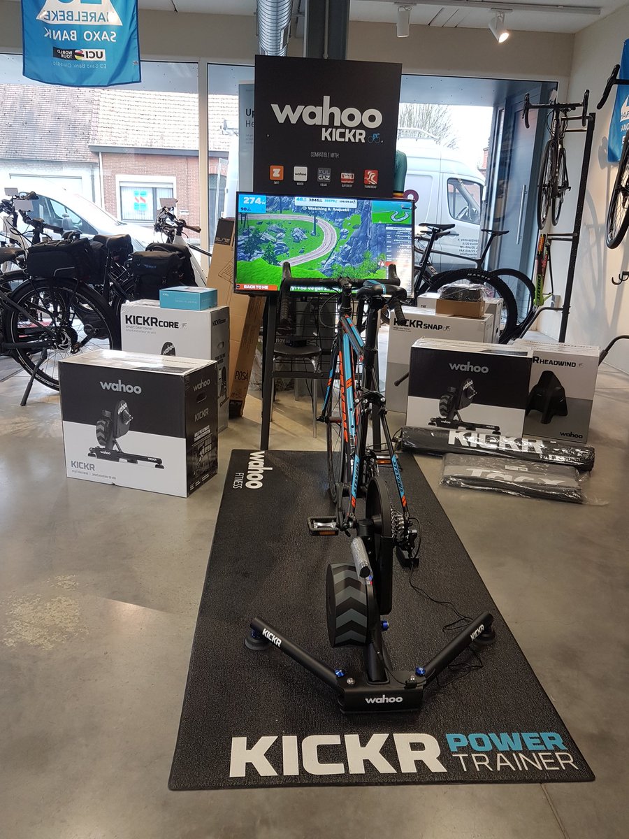 FietsenCasper's tweet photo. Liever binnen trainen dit weekend?

@wahoofitness

#wahookickr #wahooligan #indoortraining #indoorcycling #fietsencasper #hulste #harelbeke #fietsenwinkel https://t.co/NZrowwUbIP