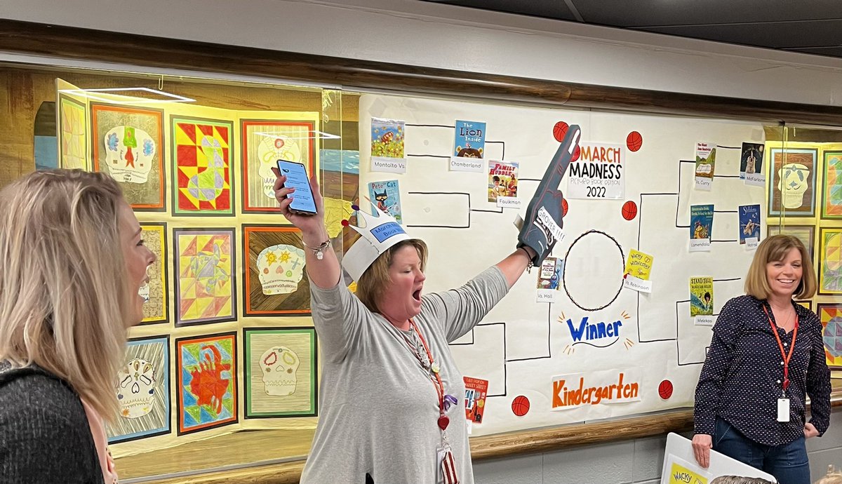 MrsChamberland's tweet photo. What an amazing celebration of reading. We have a winner to the first annual March Madness Book competition. The winner is @halla01_hall pick! 👏 Congratulations!@Jen1Curry @halla01_hall @kristymc24 @MOSandshore https://t.co/naB0IJyYq7