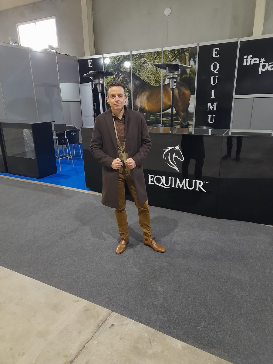 JoseGilGarcia's tweet photo. Hoy hemos asistido a inauguración de la Feria #Equimur, que se celebra desde hoy hasta el domingo en @IfepaMurcia con la presencia de @vallemiguelez. Desde @AgroBank_CABK apoyando al Sector #ganadero de la #RegiondeMurcia https://t.co/J01l96dCnF