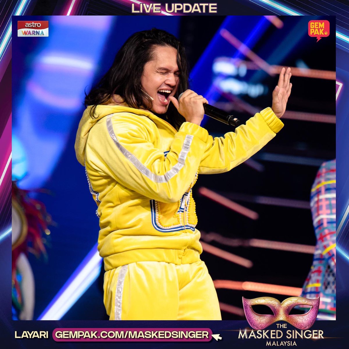 Astro_Gempak's tweet photo. #GempakLive: Hello Seladang ๐๐๐ Amir Masdi memang awesomeeeeelah!
Tonton video menarik persembahan di https://t.co/UFsYmMEXGT sekarang!
.
#TheMaskedSingerMalaysia
#SiapaDiSebalikTopeng
#TheMaskedSingerMY2
#TMSM2
#TMSM
#SelongkarKasiBongkar https://t.co/vz4rqjLnNK