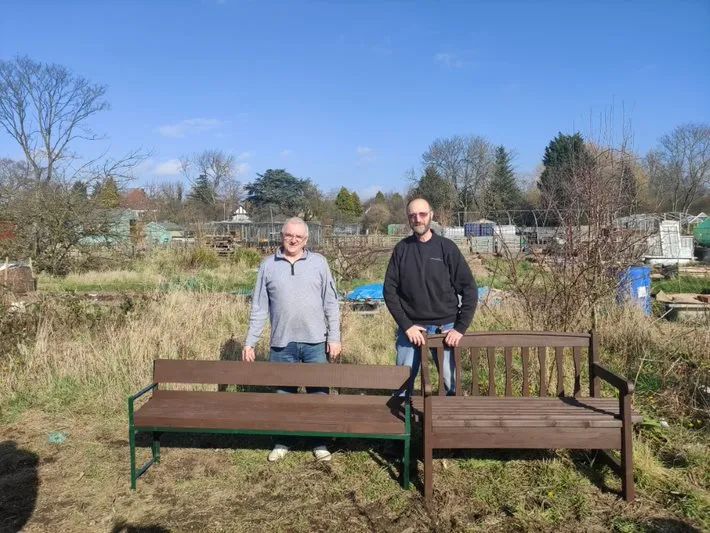 Men in Sheds Hull (@shedshull) on Twitter photo ๐ชGraham and Keith delivering the benches we made for <a href="/HLCTrainingNews/">HLC</a> <a href="/TA_Programme/">Good to Go</a> allotment, great turnout for an even greater project and we were so glad we could help.
<a href="/TNLComFund/">The National Lottery Community Fund</a> #workingtogether ๐ชGraham and Keith delivering the benches we made for <a href="/HLCTrainingNews/">HLC</a> <a href="/TA_Programme/">Good to Go</a> allotment, great turnout for an even greater project and we were so glad we could help.
<a href="/TNLComFund/">The National Lottery Community Fund</a> #workingtogether
