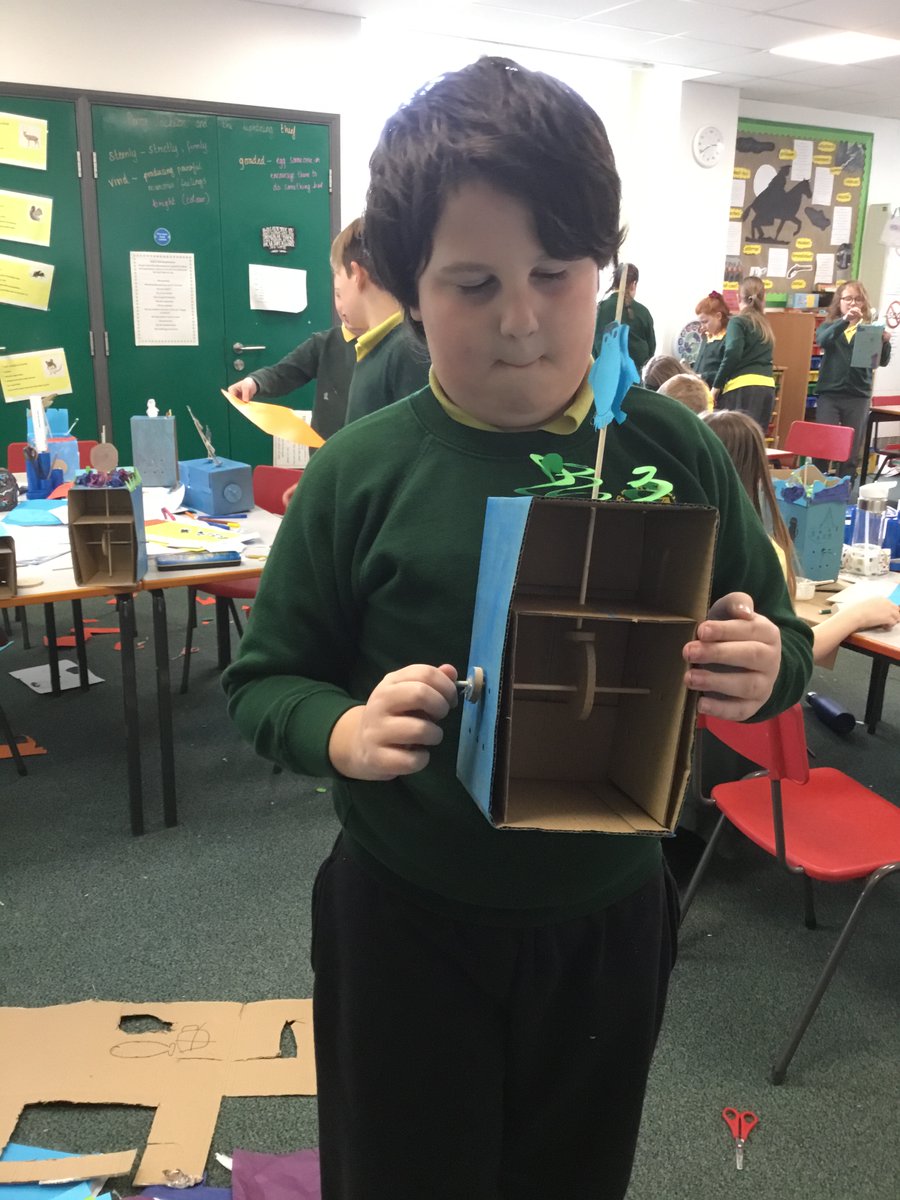 MapleEHPS's tweet photo. Some brilliant moving toys have been created in Maple class today! The children are rightly proud ☺️ https://t.co/XbPxDbStse