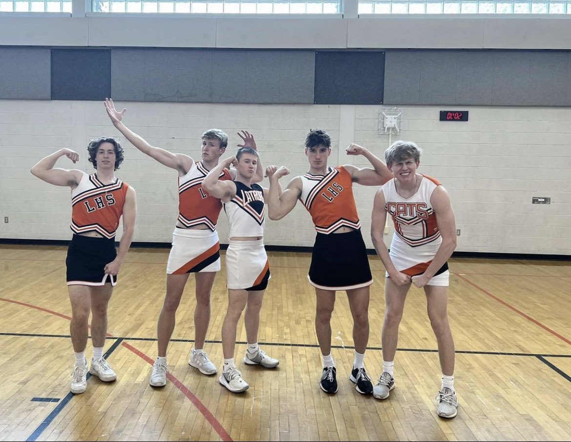 The Interact Club is hosting the reverse basketball game in the main gym tonight @ 6! All proceeds will be donated to St. Jude Children’s Hospital. Come out and support our girls take down Liggy 🏀