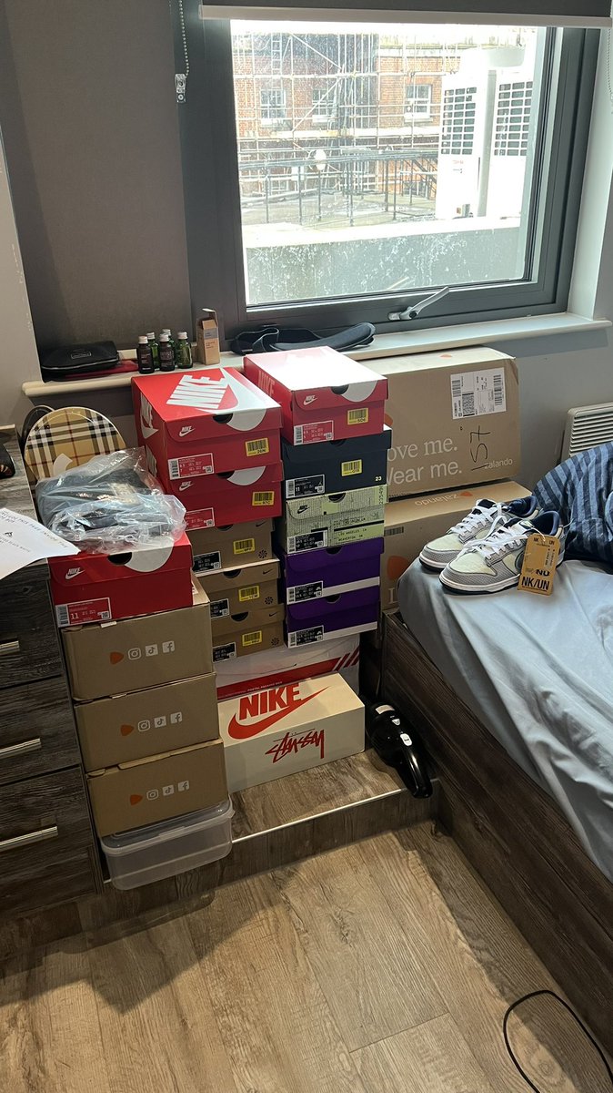 cwydontcook's tweet photo. More and more landing 🙏🏻
@Ace_Pings 
@katana_scripts 
@LynxProxies https://t.co/Yxbqpj4Q9G