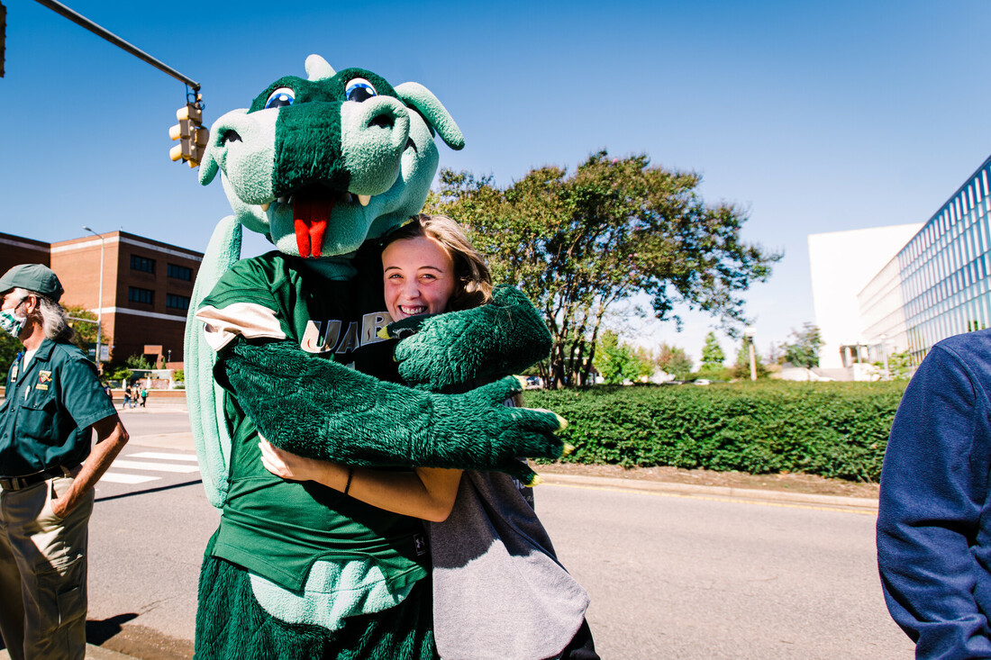 UABSEHS's tweet photo. Happy Friday, Blazers! π #uabeducation #exploreuab #goblazers https://t.co/9IHIHpgbzA
