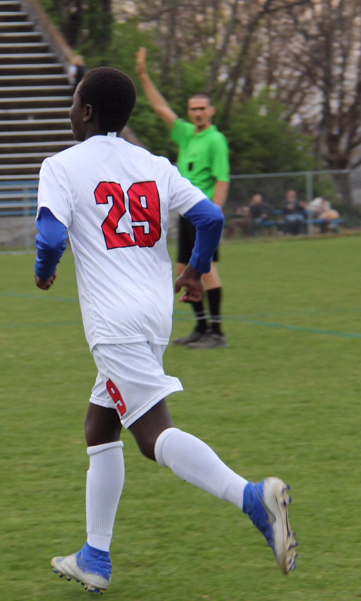 CHARITTE MANDRO (@__cm29) on Twitter photo 