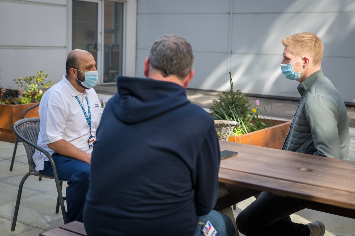 BurnleyOfficial's tweet photo. 🏥 Our captain @Ben6Mee recently visited the Bolton Royal Hospital to see where some of the money raised through #PlayersTogether had an impact. He met with a group of NHS staff as they explained the incredible work they continue to do for patients across the region.

Thankyou 💙 https://t.co/qEmMtok55v