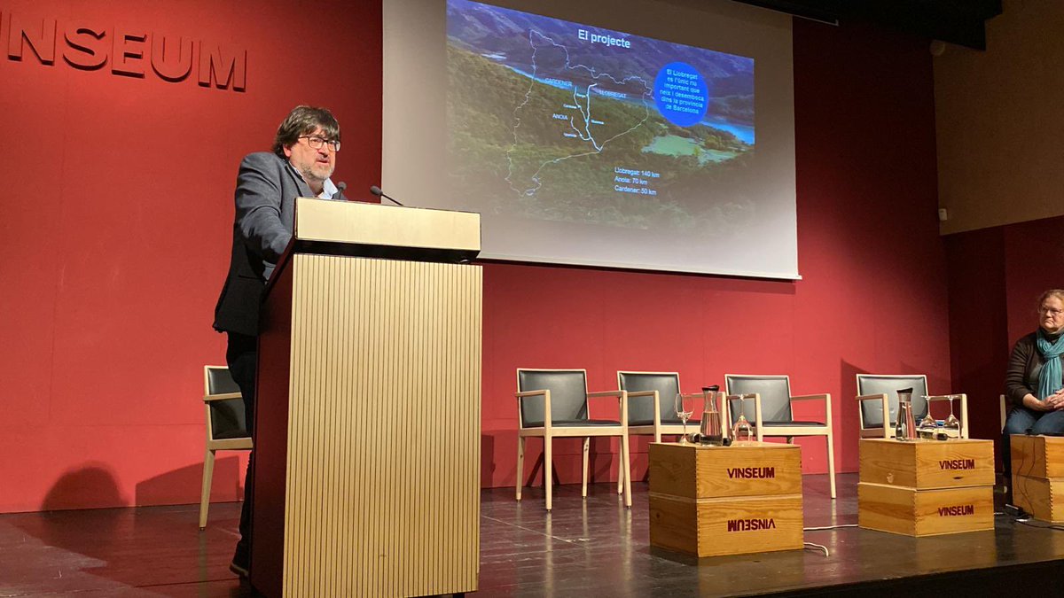 PerePons11's tweet photo. En aquesta nova edició, el #CEPVI organitza el Congrés entorn de l’aigua i la seva relació amb el paisatge vitivinícola, és un aquest context que té cabuda el Projecte Vies Blaves Barcelona i expliquem en què consisteix #ViesBlavesDiba https://t.co/NC1D74dxpW