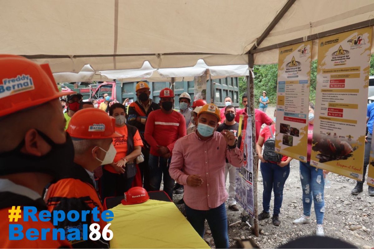 tugochitoxd's tweet photo. Nuestro gobernador Freddy Bernal estará haciendo lo posible para que nuestro #ReporteBernal86 https://t.co/9xFv2yjhEv