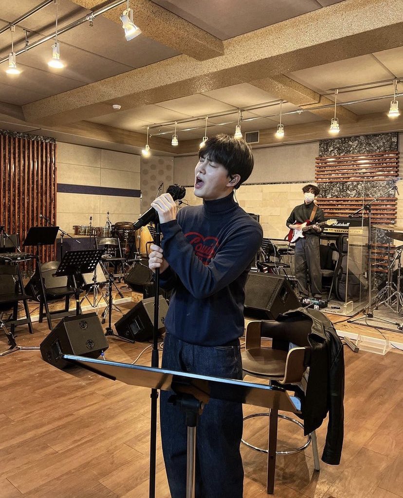 suhostream's tweet photo. [#IG] Nova atualização do SUHO na sua conta do Instagram 

“SB”
🔗 https://t.co/AWDR9e2ASS 

🐰🤍: Comentem, curtam e compartilhem!
 #엑소 #수호 #EXO @weareoneEXO https://t.co/6SRWhFQS0I