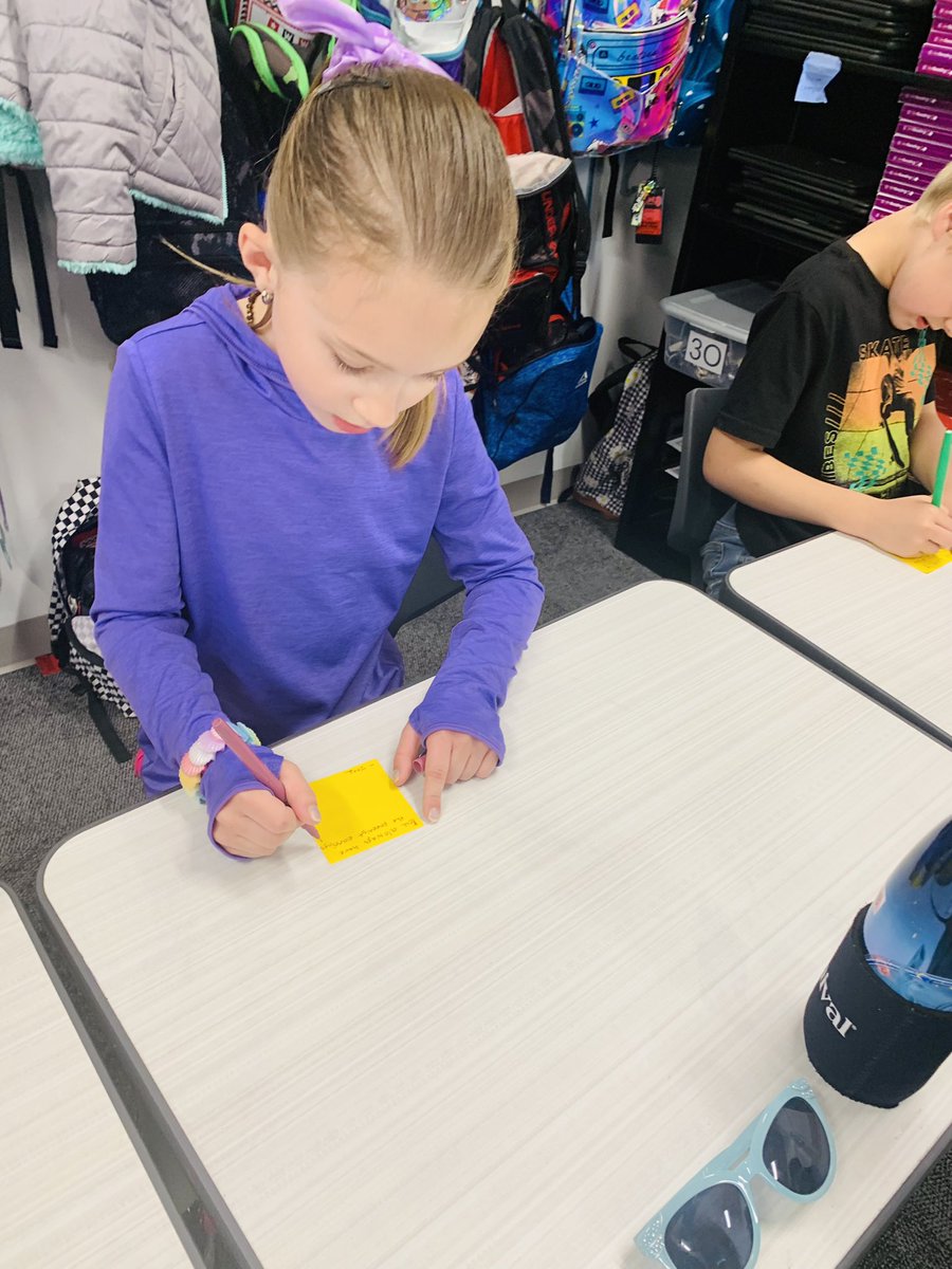 LearnWithMrsO's tweet photo. We LOVED working on our random act of kindness today to close out Kindness Week! We wrote our favorite things about all the teachers in our grade level! #WWEmpowers #MelissaSchools #CardinalKindness https://t.co/LZcUKCBf8S
