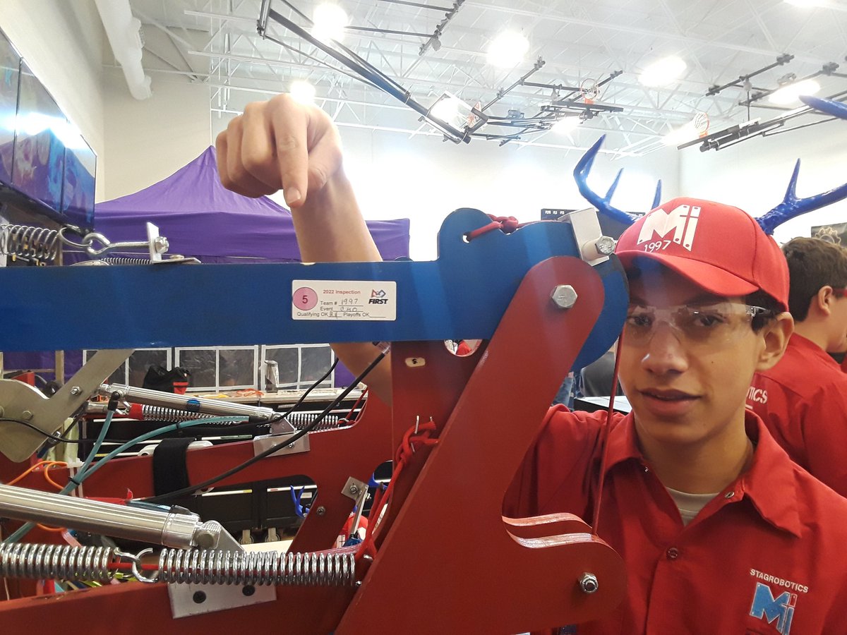 roaringstag's tweet photo. Pit set up 
Passed Inspection. 
Everyone wearing blue antlers on their heads.
Ready to roll at Central Missouri Regional. 
#GoTeam1997 #GoSTAGS https://t.co/PFLM6JR23U