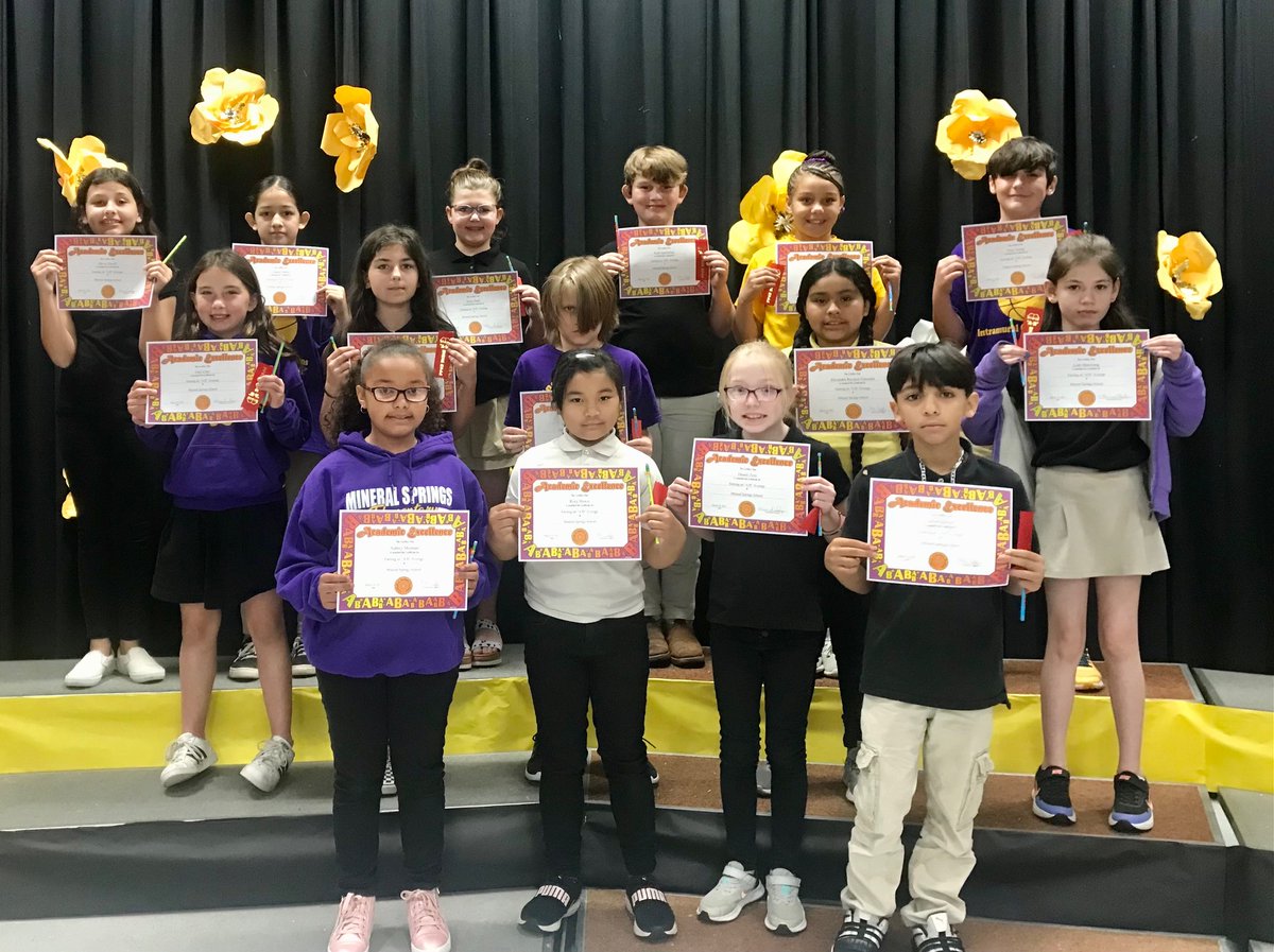 MSSBears's tweet photo. Today, MSS celebrated the accomplishments of students from the third nine weeks. Congratulations! 💜💛 https://t.co/1n18GXZCxW