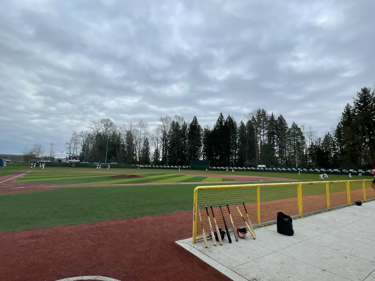 HRSTC_WPG's tweet photo. Getting ready for game 1 against IP from Sask! #representmb #springbreak2022 @BaseballMB https://t.co/PAeZHkL1ja