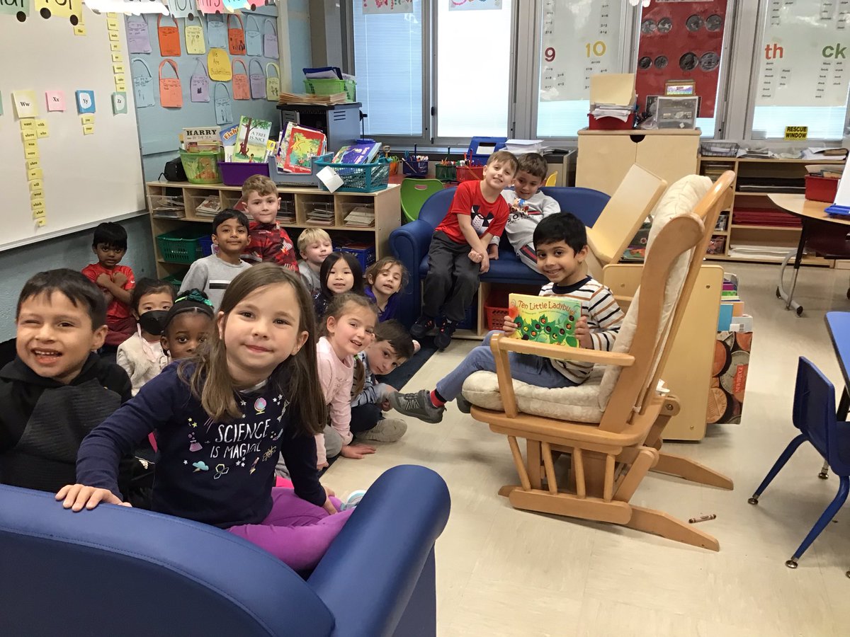 MrsAndreuzzi's tweet photo. Jaiden did a wonderful job sharing ‘Ten Little Ladybugs’; we loved finding the ladybugs and the rhyming words
@MeadowDriveElem #mineolaproud https://t.co/fXS6Hyfbph