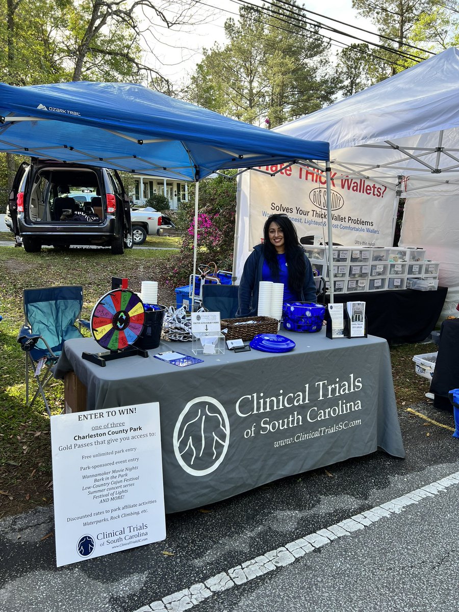ClinicTrials_SC's tweet photo. Come see us this weekend! Our team is at the #FlowertownFestival in Summerville, SC. Try your luck on our prize wheel to win some cool swag! 🎉  We also have information about our current and upcoming trials. 

We are located at booth M103 in between 2nd and 3rd street. https://t.co/IVD56SDCkw