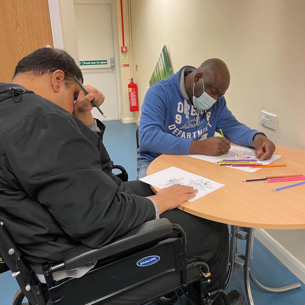 rehabilityuk's tweet photo. Check out our amazing service users art gallery, what should they make next? 

#art #queenofhearts #rehabilityuk https://t.co/edIyToWVvs