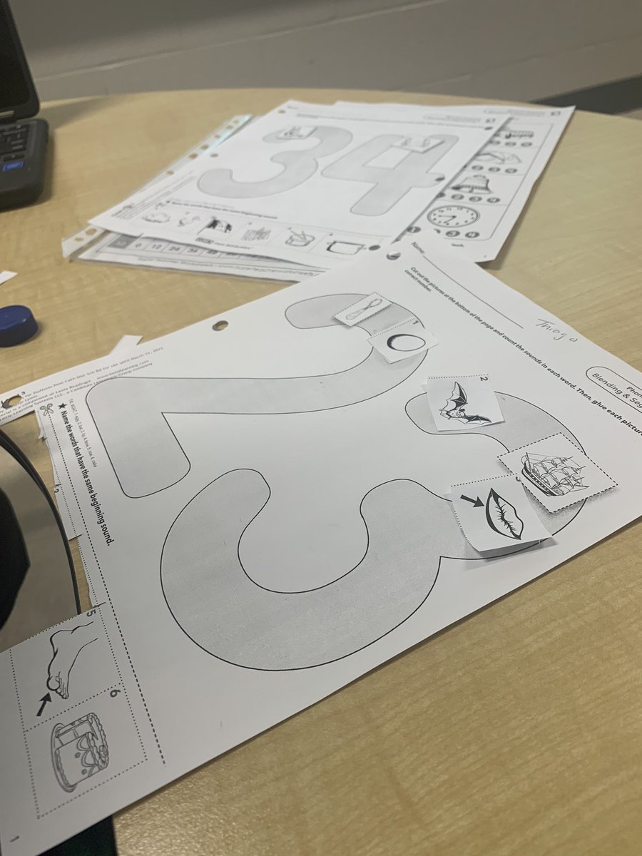 mishellelyons's tweet photo. Love our Friday Guided reading days. Supplemental support from the Lexia reading program. Amazing. https://t.co/lLbzpV3ZHf