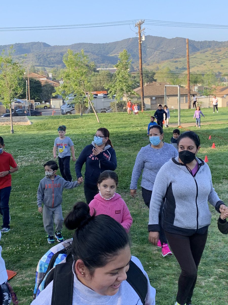 letsgoconejo's tweet photo. Join us for "Walk and Talk” every Friday at 7:45 to 8:10 AM. Families members are welcome to attend. #letsgoconejo #oclm #familyengagement #healthybodies #healthyminds #habit7 #sharpenthesaw #leaderinme https://t.co/aa2PJGjEpi