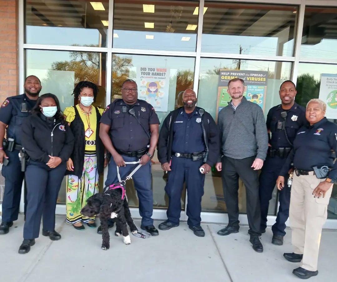 AlmedaES_Wrap's tweet photo. Thank You  Houston ISD C.O.R.E @HISDPDCORE ! Pure AWESOME SAUCE.. https://t.co/xO9XJI4QBC
