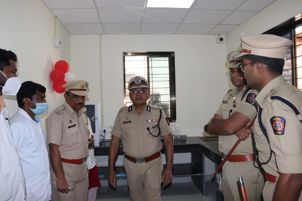RatnagiriPolice's tweet photo. @DGPMaharashtra #InaugurationCeremony #PolicePathologyLab #PathologyLaboratory #Ratnagiri #RatnagiriPolice https://t.co/gzCHAfu1h3